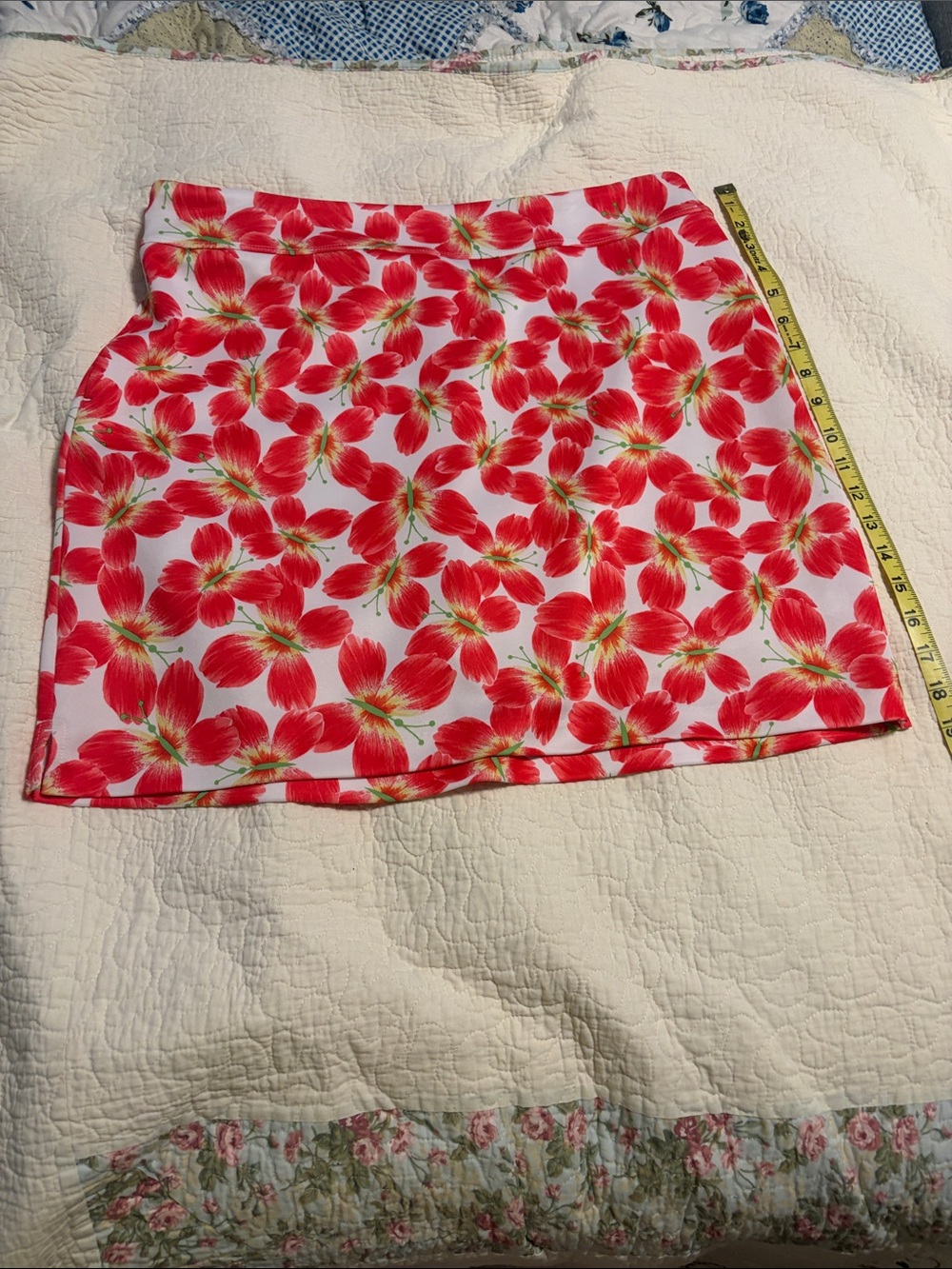 Greg Norman Collection Red Floral Skort
